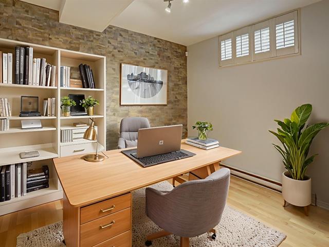 Maison à étages à vendre, Montréal (Saint-Laurent)
