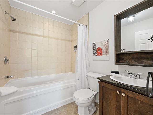 Salle de bains attenante à la CCP