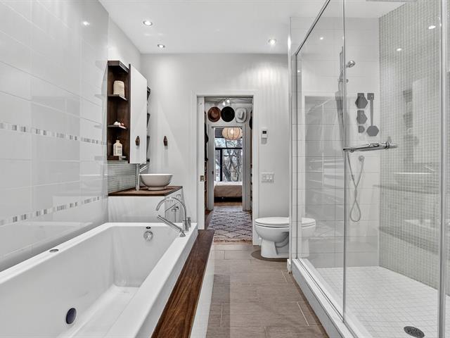 Salle de bains attenante à la CCP