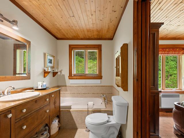 Salle de bains attenante à la CCP