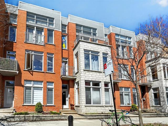 Façade