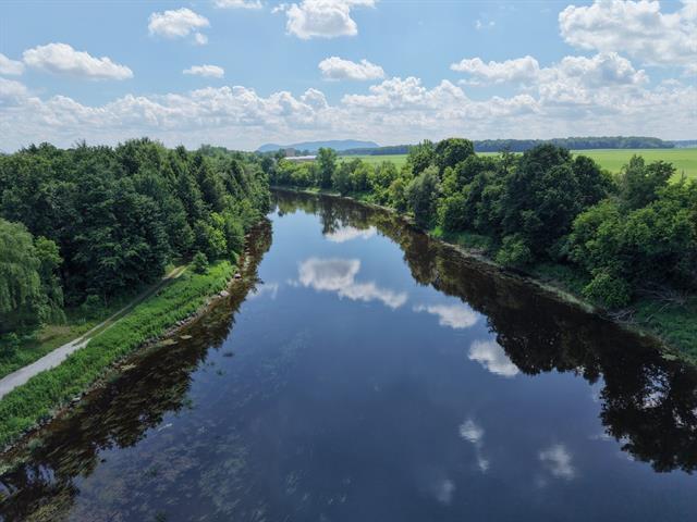 Vue sur l'eau