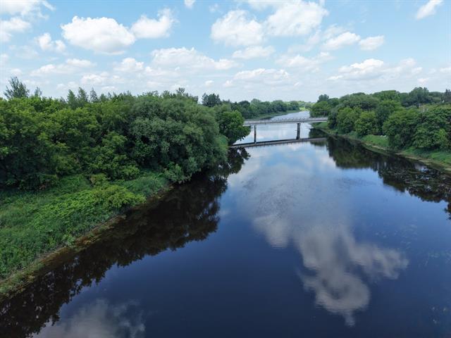 Vue sur l'eau