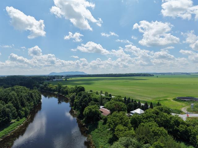 Vue sur l'eau