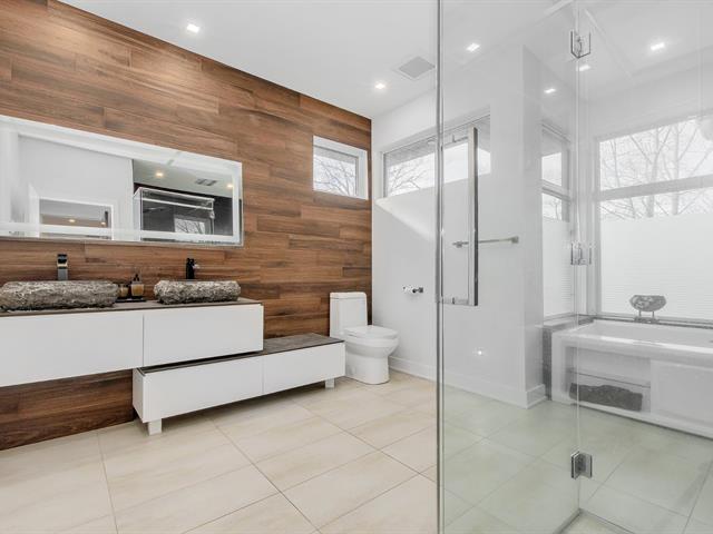 Salle de bains attenante à la CCP