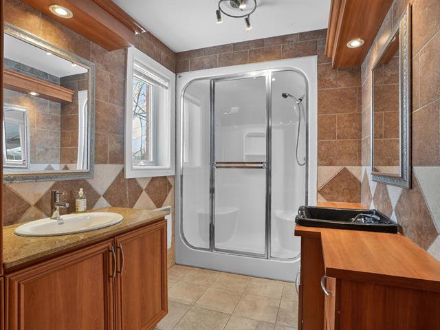 Salle de bains attenante à la CCP