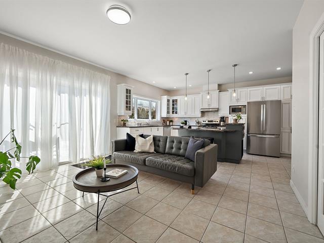 Two or more storey for sale, Montréal (Saint-Laurent)