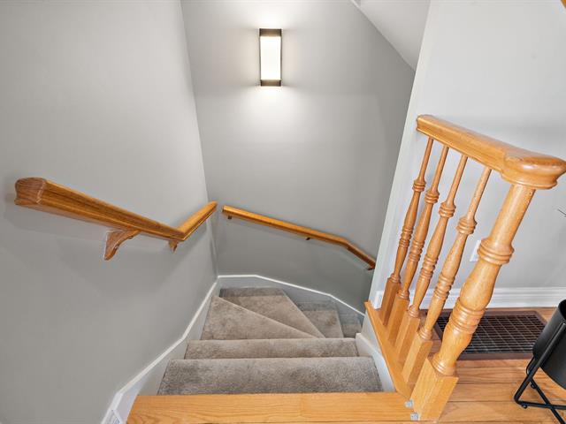 Two or more storey for sale, Montréal (Saint-Laurent)