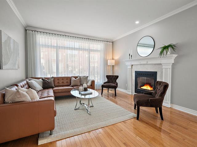 Two or more storey for sale, Montréal (Saint-Laurent)