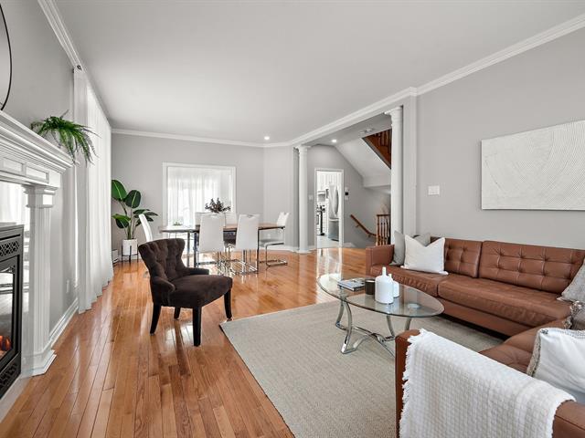 Two or more storey for sale, Montréal (Saint-Laurent)