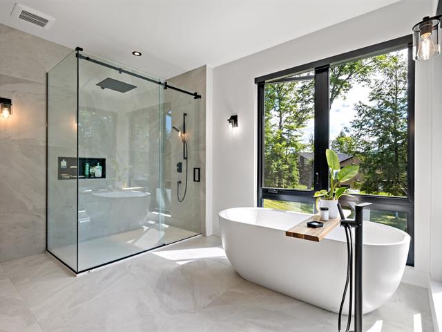 Salle de bains attenante à la CCP