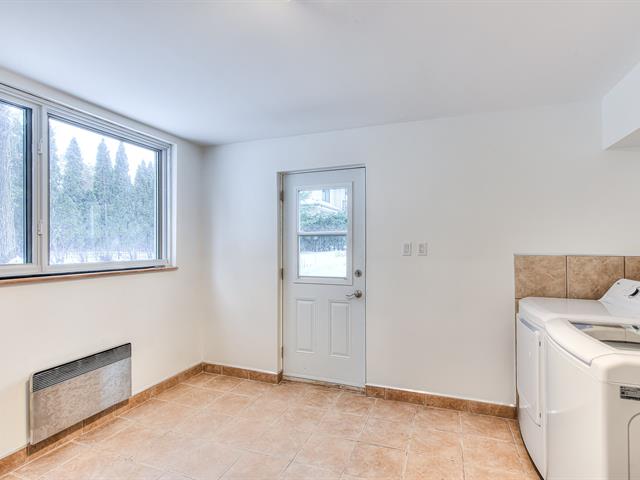 Maison à paliers multiples à louer, Beaconsfield