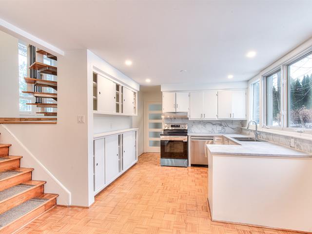 Maison à paliers multiples à louer, Beaconsfield