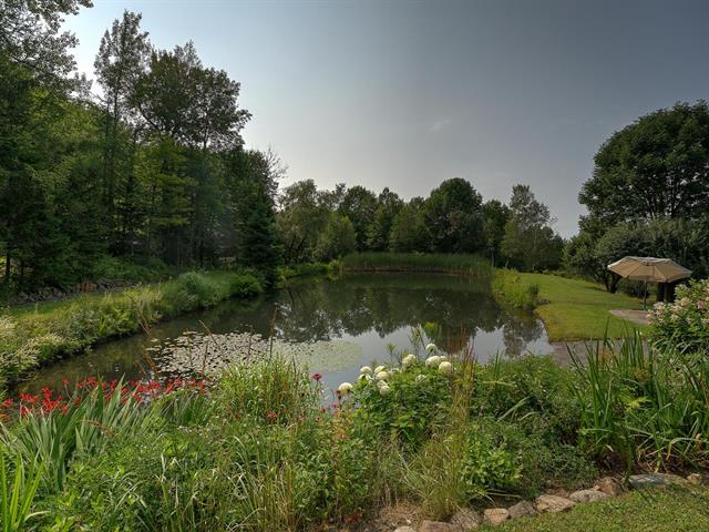 Accès au plan d'eau