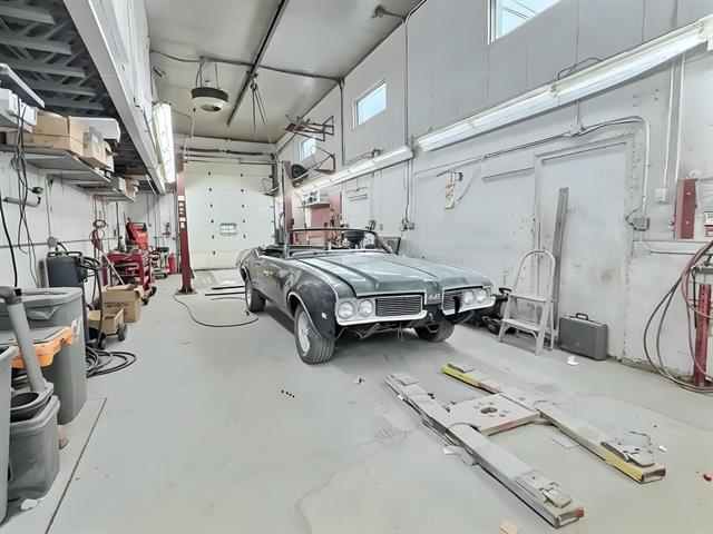 Garage