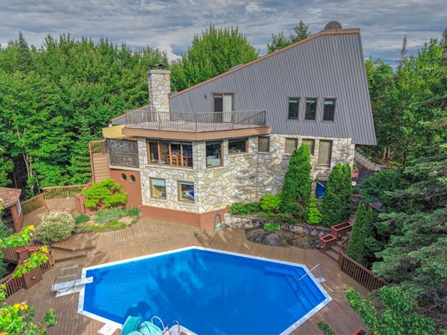 maison à vendre Sainte-Anne-des-Lacs