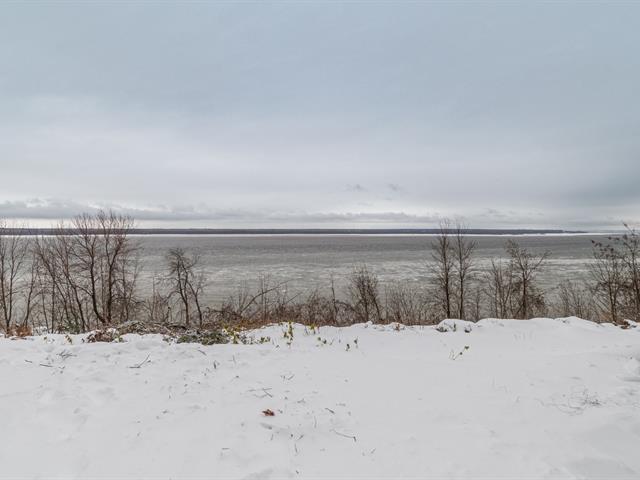 Vue sur l'eau