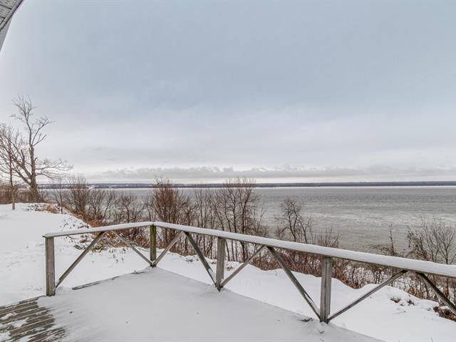 Vue sur l'eau