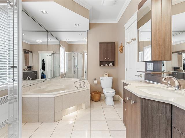Salle de bains attenante à la CCP