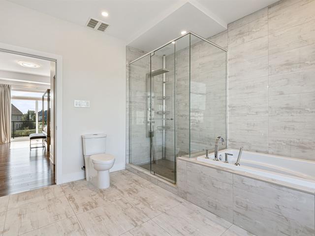 Salle de bains attenante à la CCP