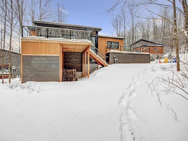 Two or more storey for sale, Bromont