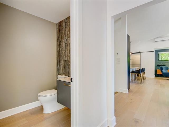 Two or more storey for sale, Bromont