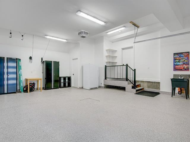 Two or more storey for sale, Bromont