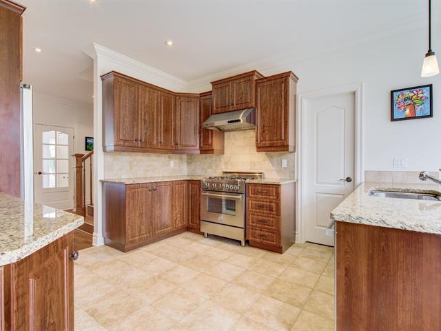 Two or more storey sold, Candiac