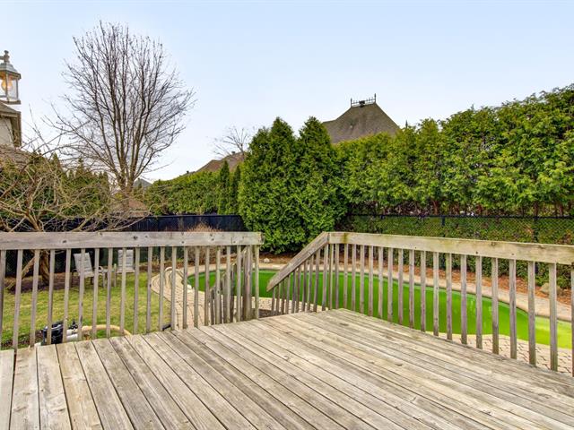 Two or more storey sold, Candiac