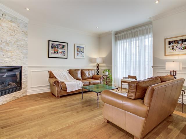 Two or more storey sold, Candiac