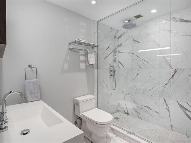 Salle de bains attenante à la CCP