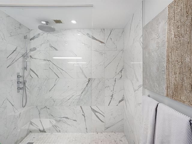 Salle de bains attenante à la CCP