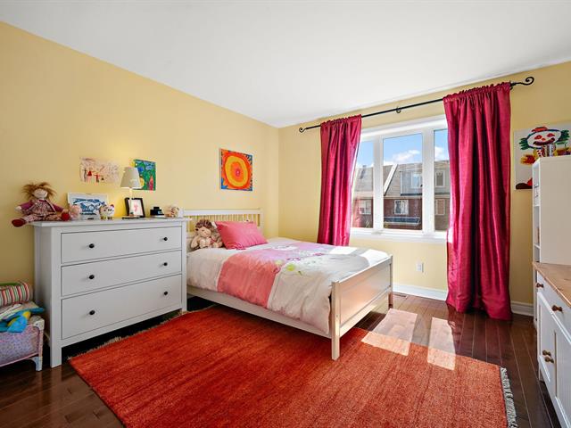 Maison à étages à vendre, Montréal (Saint-Laurent)