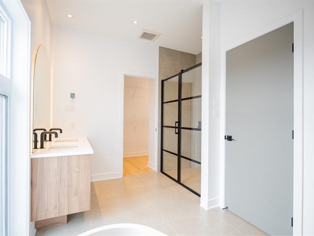 Salle de bains attenante à la CCP