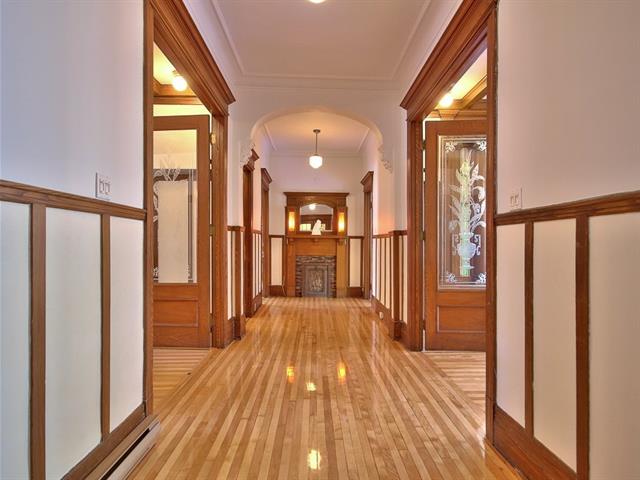 PASAGEWAY