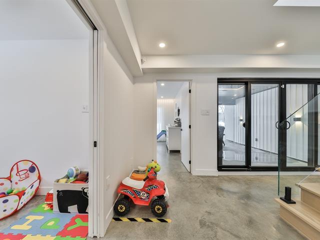 PASAGEWAY