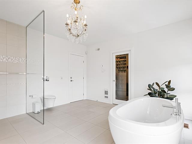 Salle de bains attenante à la CCP