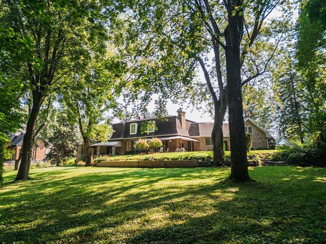 maison à vendre Laval (Laval-sur-le-Lac)