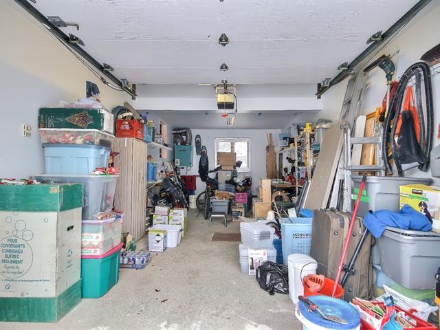 Maison à paliers multiples vendu, Mascouche