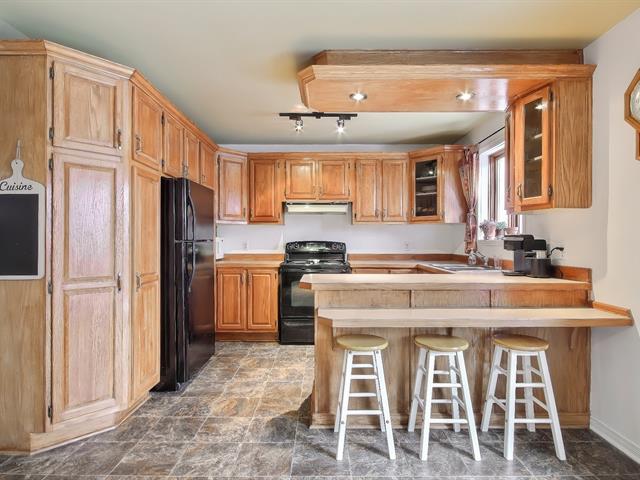 Maison à paliers multiples vendu, Mascouche