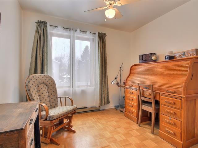 Maison à paliers multiples vendu, Mascouche
