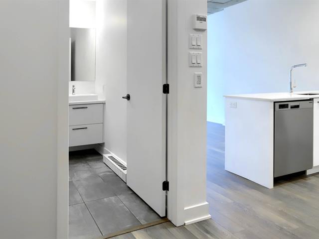Condo à louer, Montréal (Saint-Laurent)