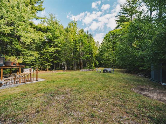 Maison à étages vendu, Saint-Colomban
