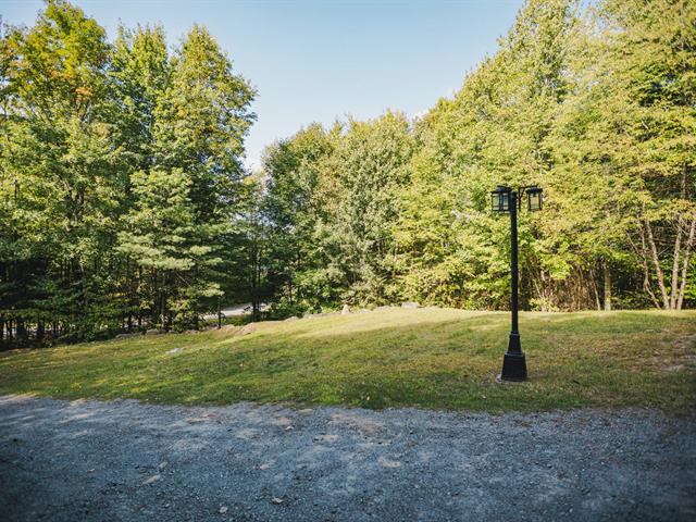 Maison à étages vendu, Saint-Colomban