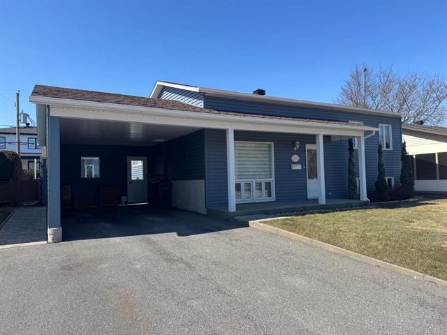 Maison à paliers multiples à vendre Saint-Hyacinthe