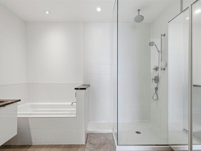 Salle de bains attenante à la CCP