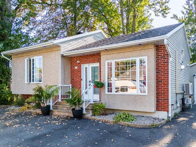 maison à vendre Sainte-Marthe-sur-le-Lac