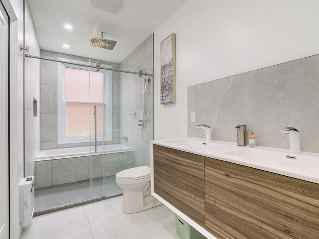 Salle de bains attenante à la CCP