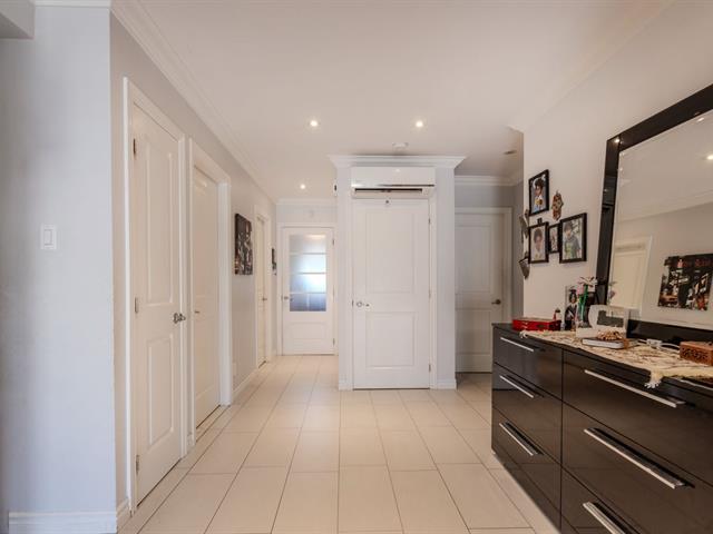 PASAGEWAY