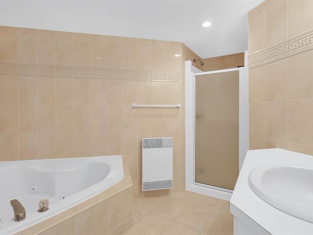 Salle de bains attenante à la CCP